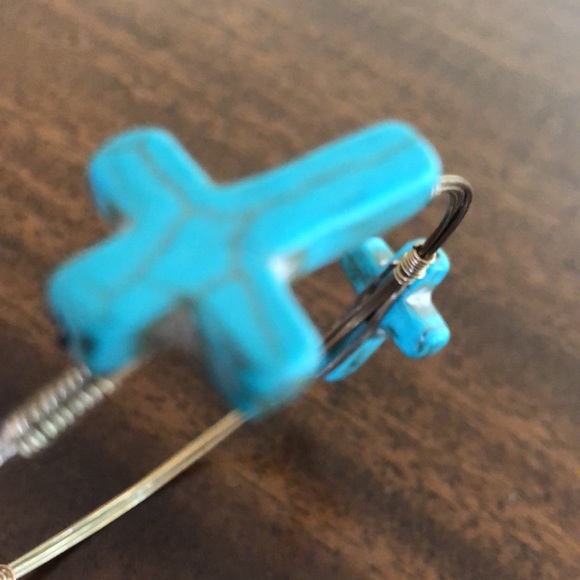 Bourbon and Bowties genuine natural stone turquoise cross bracelet - Picture 7 of 8